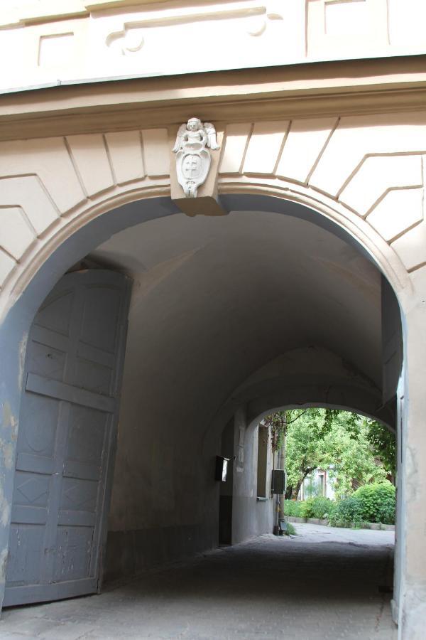 Heart Of Old Town - St. Ann * Vilnius